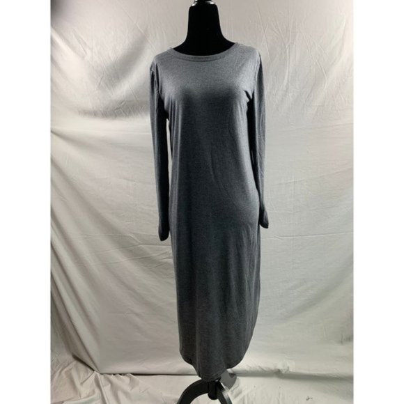 Tee Knit Curved Hem Dress With Pockets - Picture 6 of 6